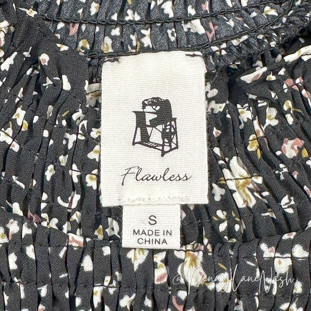 Flawless Floral Smocked Peplum Top Small S Black - Picture 6 of 10